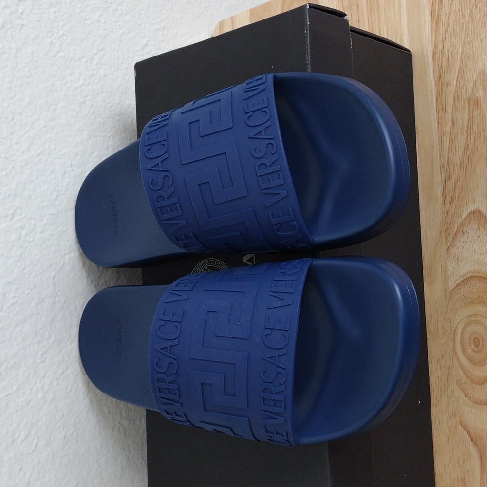 Versace Slides - Picture 7 of 12